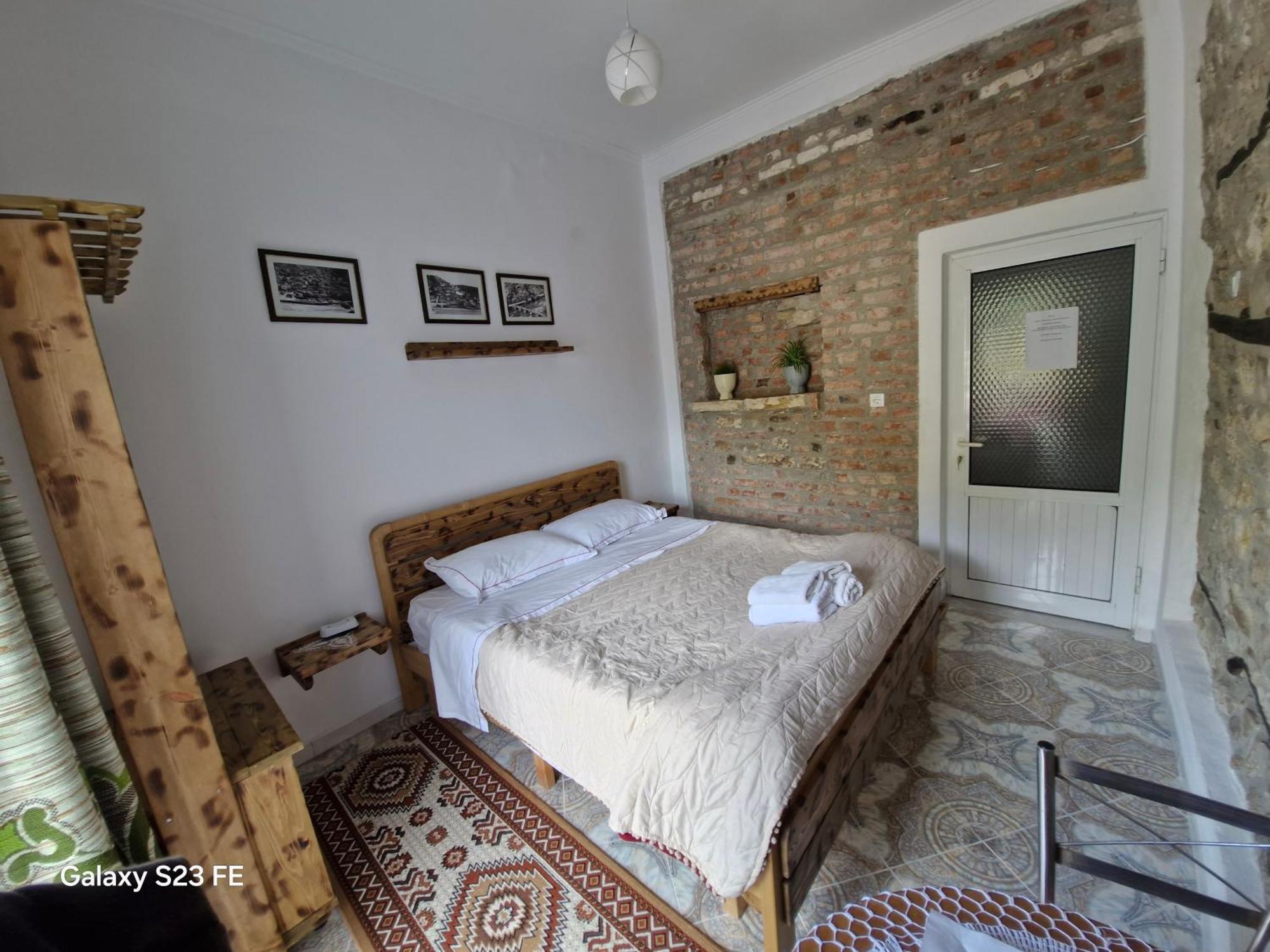 Guesthouse Belle View Берат Екстериор снимка
